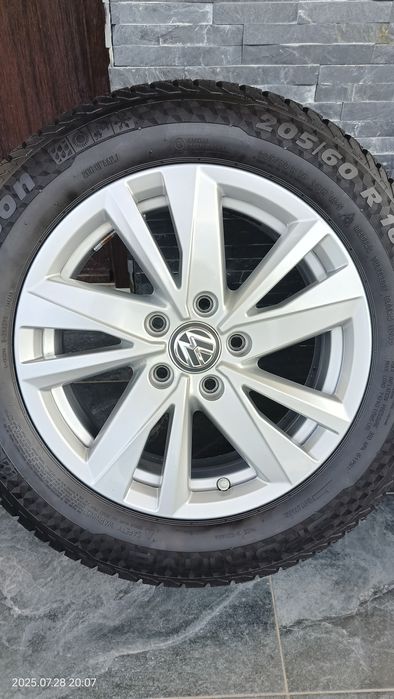Jante "16 originale Vw, anvelope noi de iarna 205 60 R16