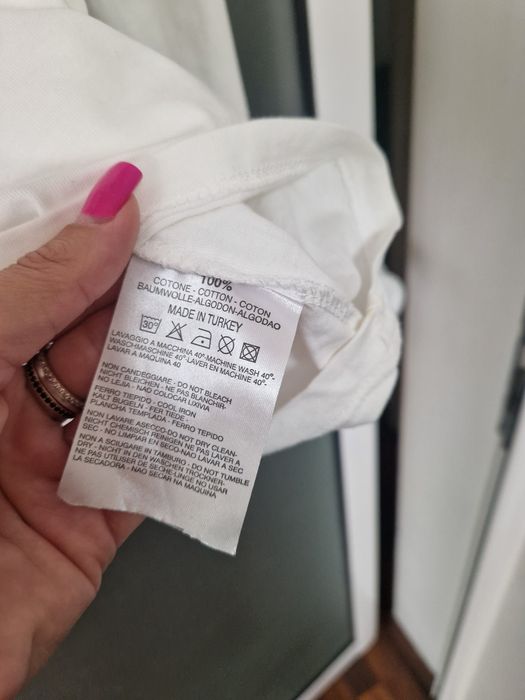 Bluza Love Moschino, cateva purtari, marimea XXL,se potrivește si  pentru un L/XL