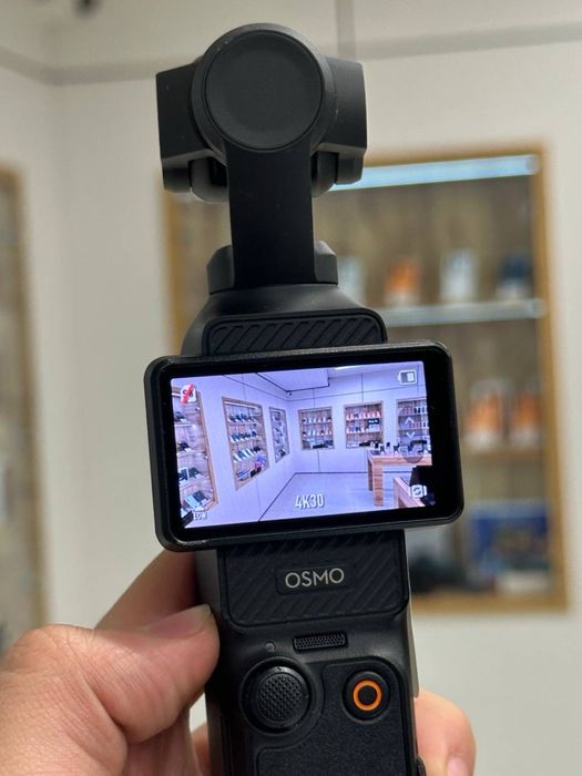 DJI Osmo Pocket 3