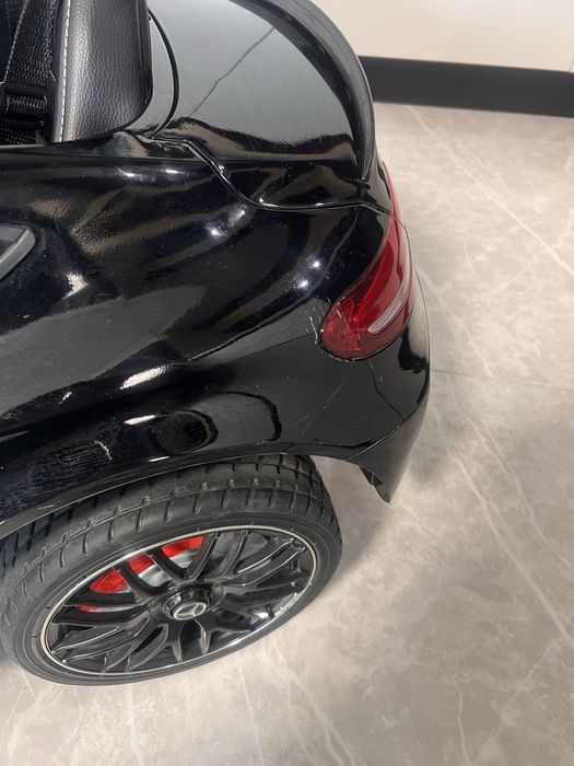 Електрическа кола