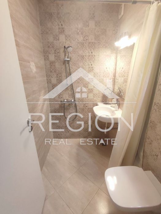 Дава се под наем Четиристаен апартамент в Варна, Централна поща - 115 кв.м за 1122 € - Снимка #10