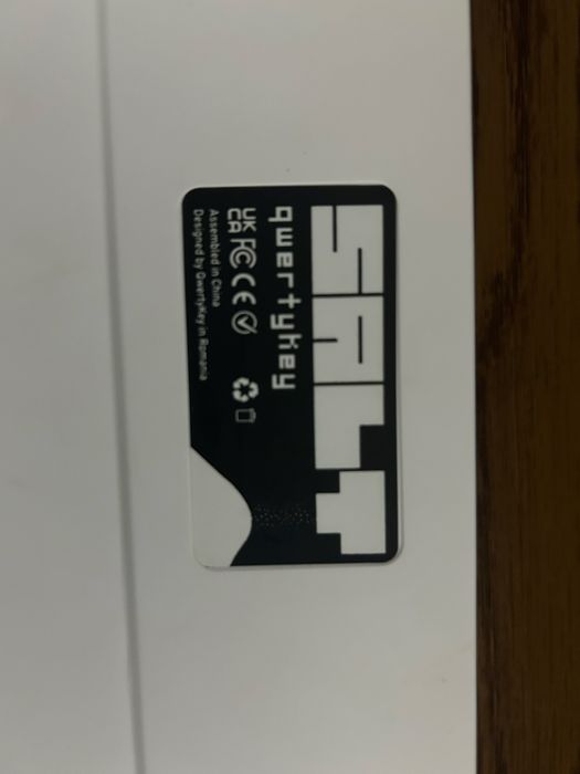 Vand tastatura qwertykey salt si mouse qwertykey dareu