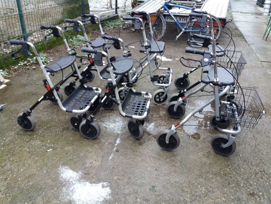 Rolator pliabil cu 4 roti