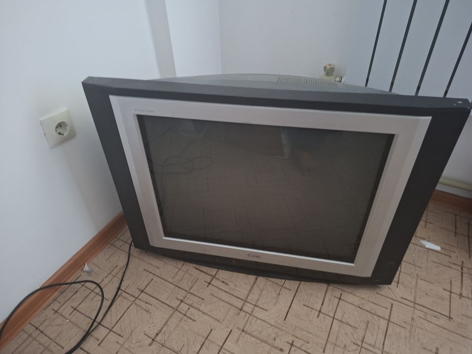 Холодильник и тв