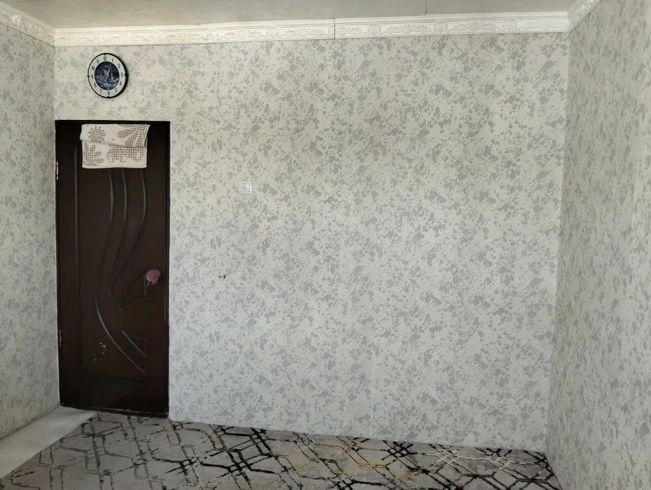 Продам 1 комнатную квартиру Спутник 4