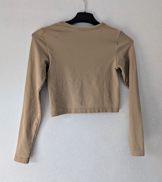 Bluza crop H&M Sport. Mărimea S