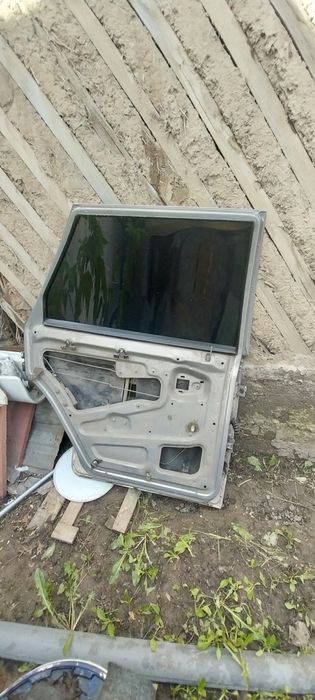 2114 Задний левый дверь