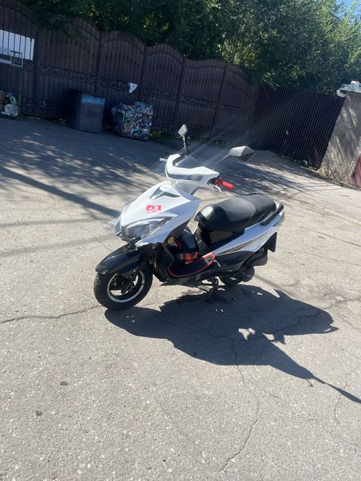 Продам мопед м10