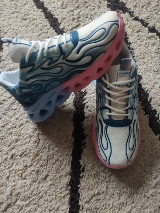 Adidași dama alergare mărimea 39,5