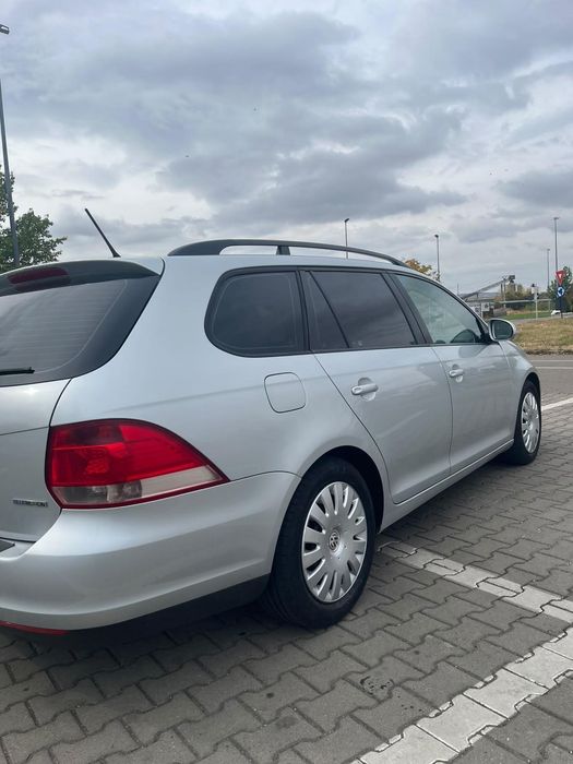 Volkswagen Golf 2009 diesel, 2.911 € — imagine 5