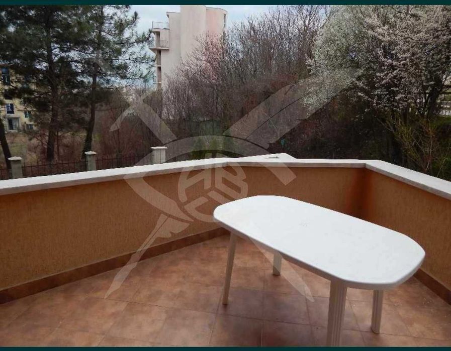 Дава се под наем Двустаен апартамент в к.к. Св.Св. Константин и Елена - 65 кв.м за 500 € - Снимка #4