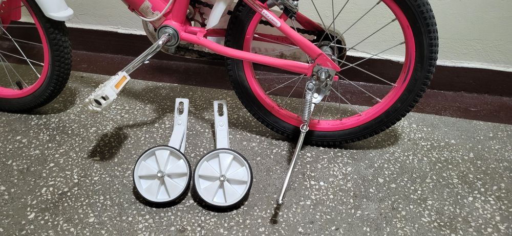 Bicicleta fetite 5 - 7 ani!! Pret promotional de Craciun