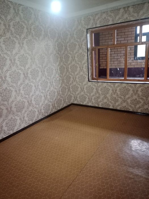 Parkent tumani Krasnagorskiyda 2 xonali uy sotiladi