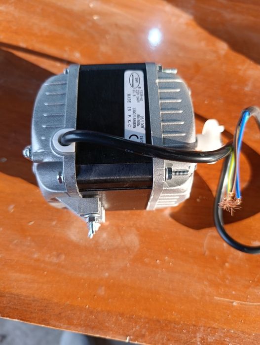 Мотор холодильника 25/40