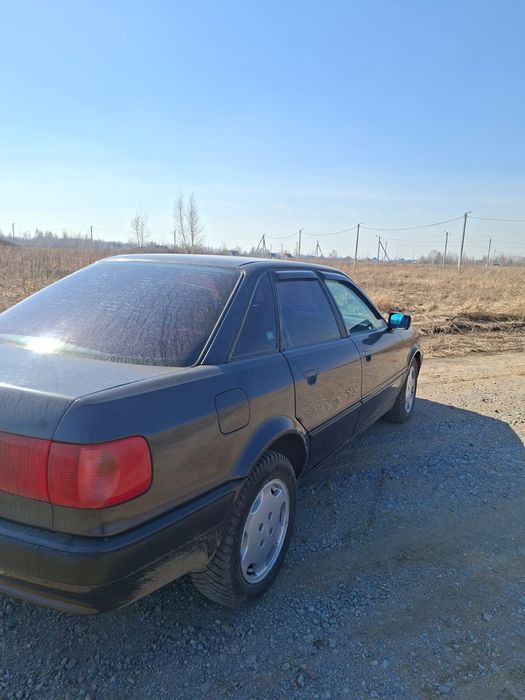 Ауди 80 б4 в хорошем состоянии