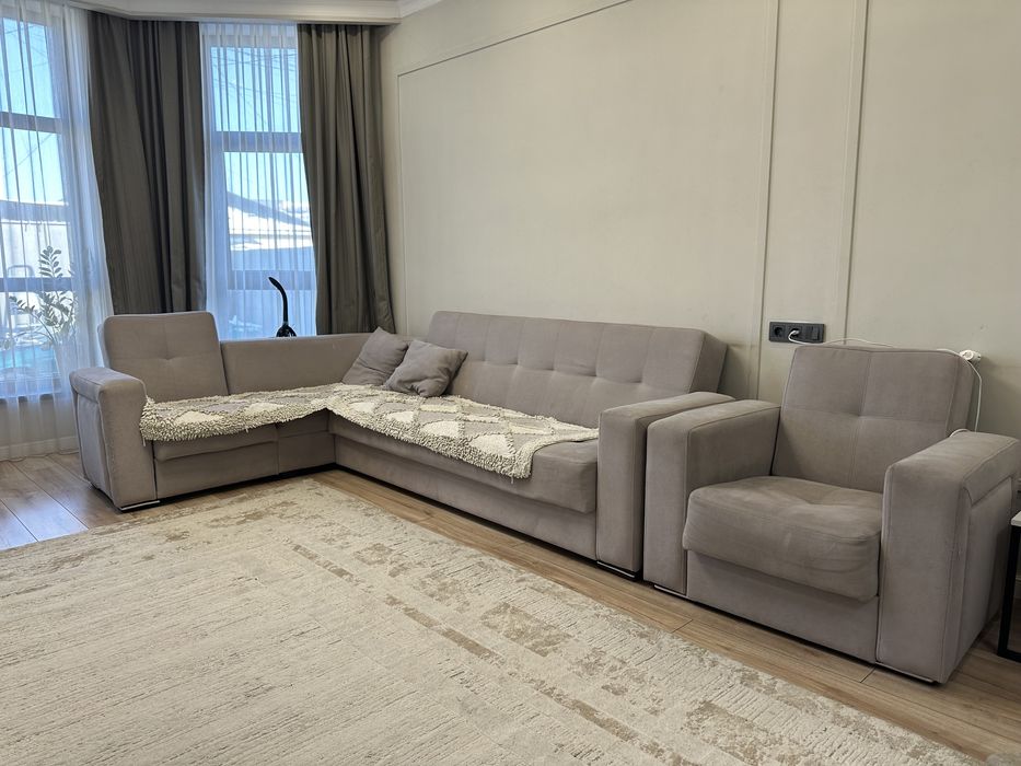 Продам диван с креслом