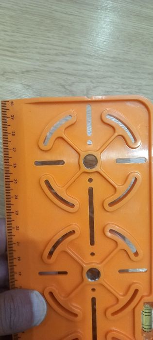 Шаблон  за изрязване на  отвори за конзоли