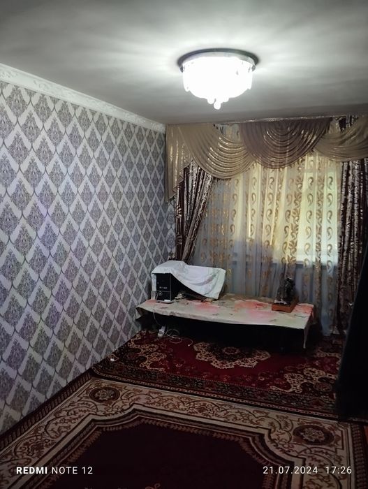 3x kv sotiladi 2 etaj Gishtliy
Xonalari odelna oʻrta padez kotta b