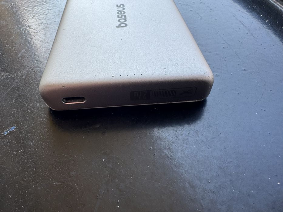 Baterie externă MagSafe Baseus PicoGo 10000mAh, Qi2, 15W (Perfect Funcțională)