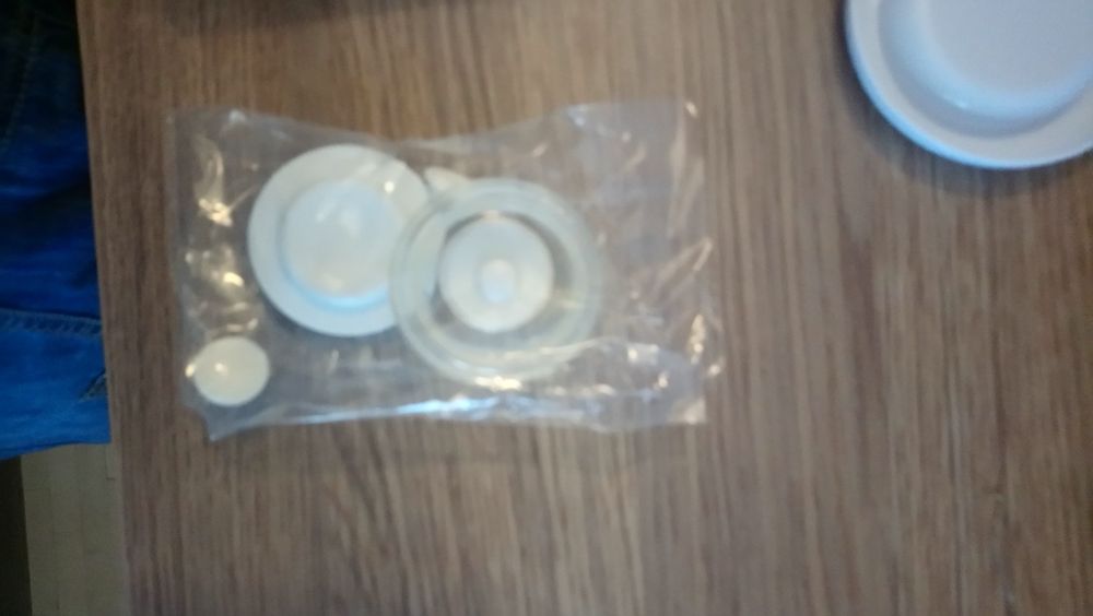 Помпа за кърма и стерилизатор за мокровълнова