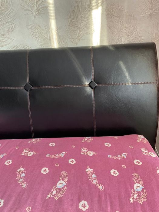 Спальний гарнитур