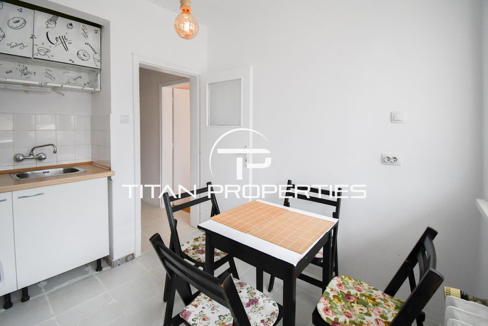 Тристаен, под наем, ж.к Борово