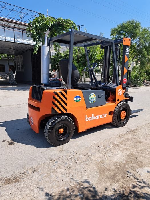 Автокара.сотилади.3.тоннали.холати.зур.ишга.таййор