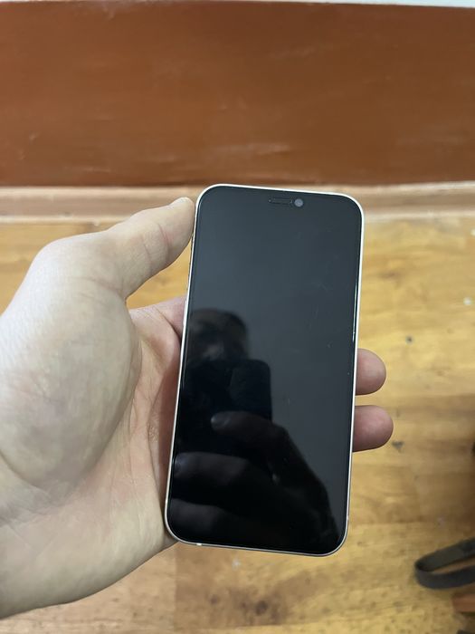 Продам Iphone 12 mini