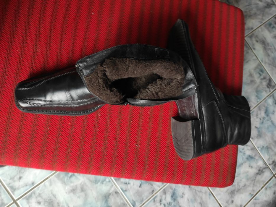 Cizme din piele naturală 100%, cu fermoar și îmblănite