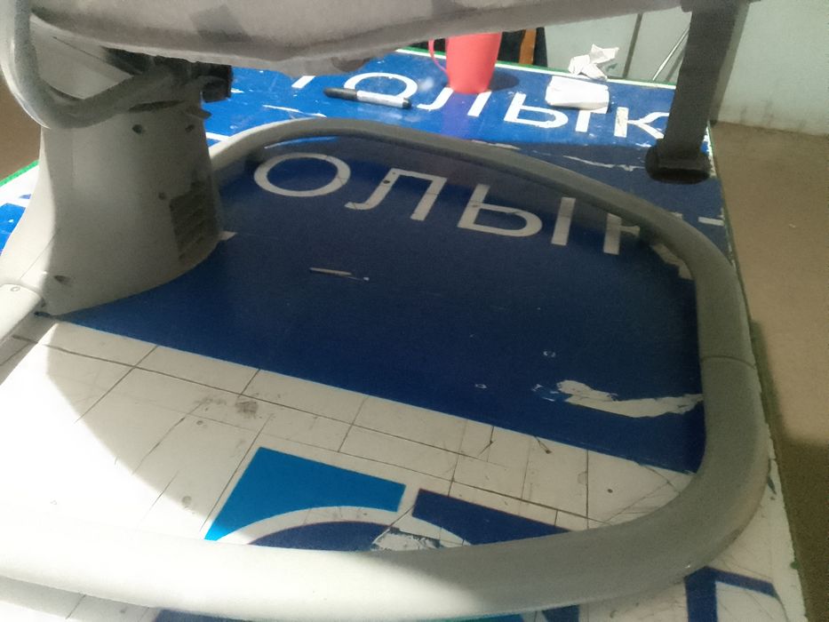 Кресло качалка для малышей