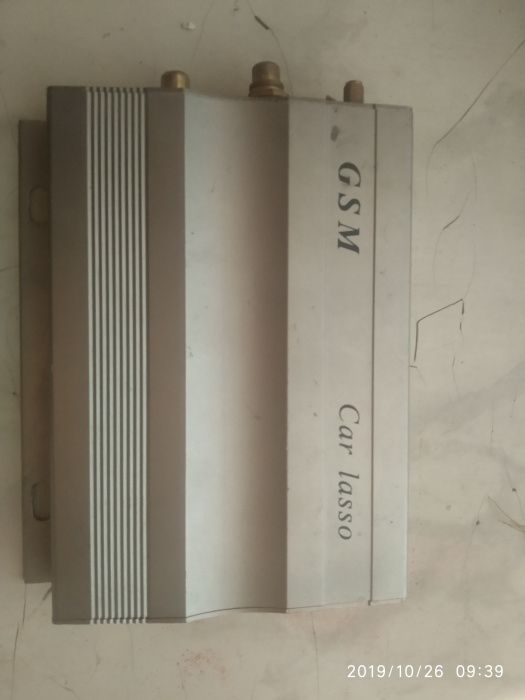 С телефона GSM сигнализация авто отпирания и закрывается+завадяший