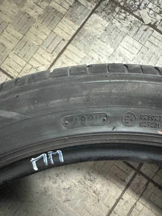 Шины летние 235/45/18