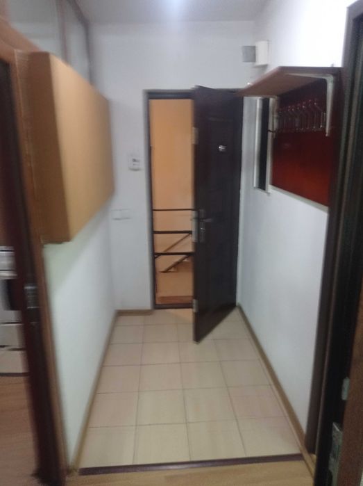 De inchiriat garsoniera confort 1