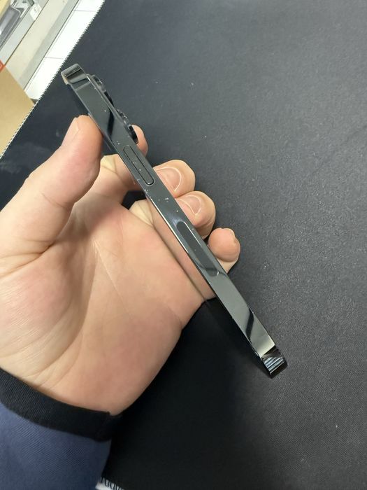 iPhone 14 Pro 512GB impecabil ca nou, baterie 80%, eSIM