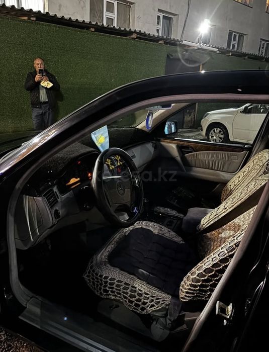 Мерседес Липарик