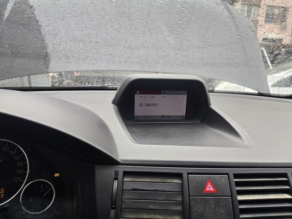 Opel meriva на части