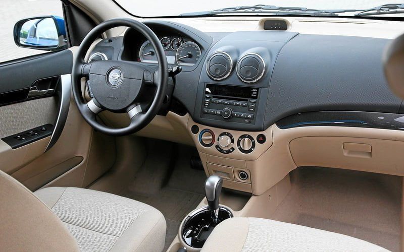 Nexia 3 Avtomat karapka