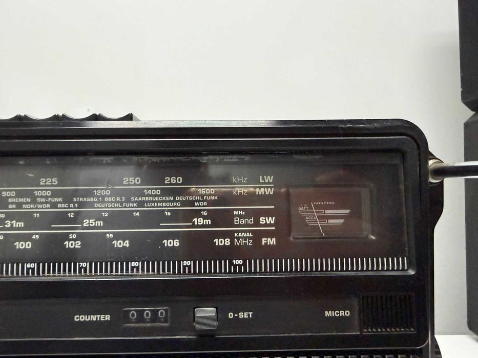 Grundig RR 640 Professional 4 Benzi Super Stereo Germany cu amplificator
