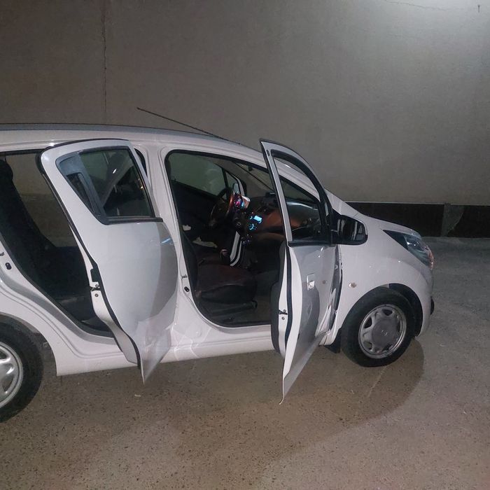 Продам автомобиль Spark Ravon R2 export