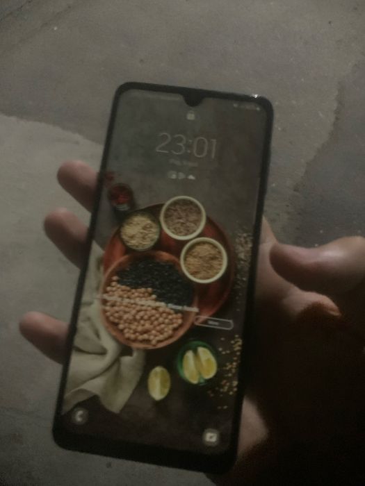 Samsung M32 sotiladi