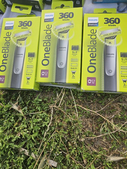Oneblade   2 rezerve . Plus gratare pt. Corp si fata produsul este nou doar in braila. Multumesc