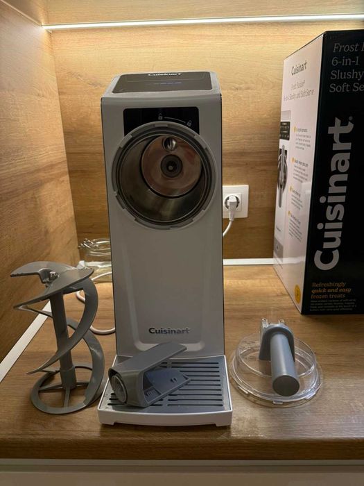 Машина за сладолед Cuisinart, ICE201E, цена 150 евро