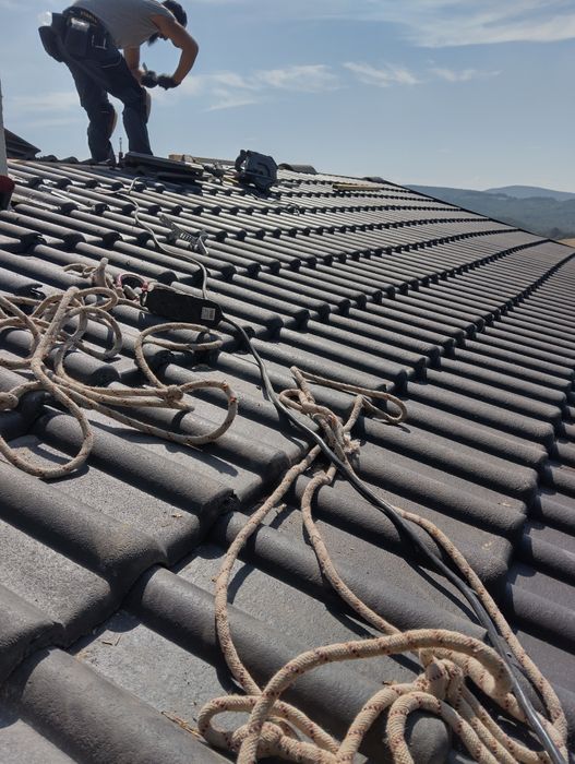 Строителни услуги!Топлоизолация! Ремонт на покриви!