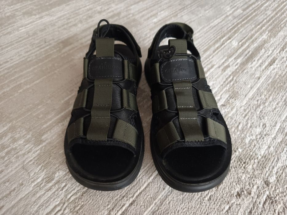 Продам   сандали