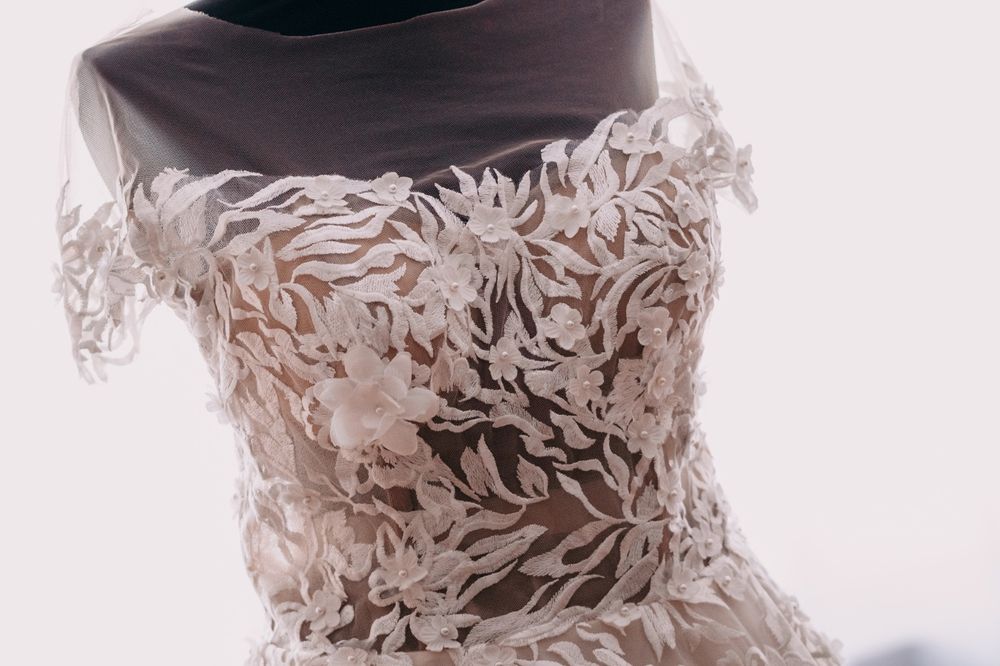 Vând rochie de mireasă