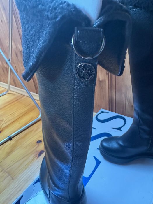 Ботуши Guess от еко кожа