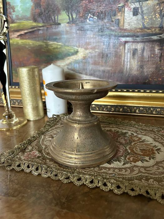 A151 Sfesnic masiv de bronz vechi 1kg 12cm h si 12d