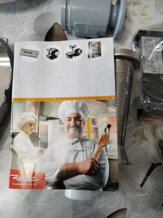 Продается новая соковыжималка итальяская