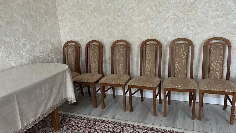 Продам стол со стульями