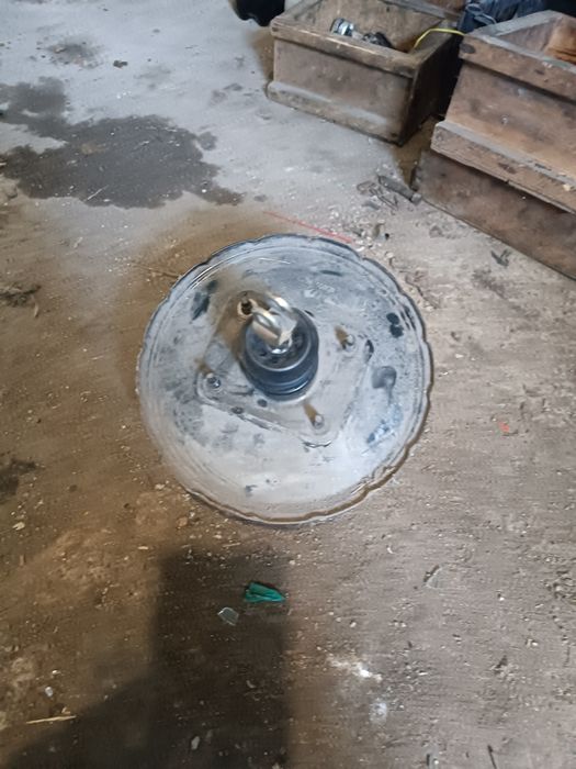 Тормозной вакум.